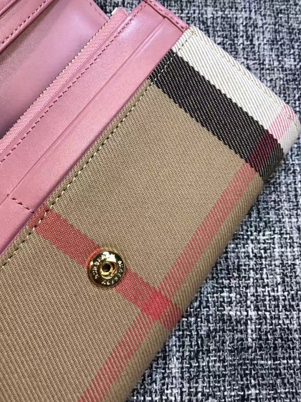 버버리 장지갑 3955506 소가죽