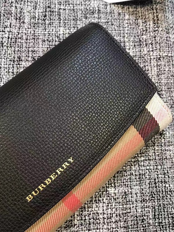 버버리 장지갑 소가죽