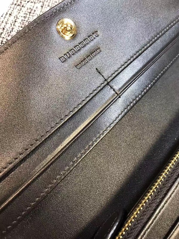 버버리 장지갑 소가죽