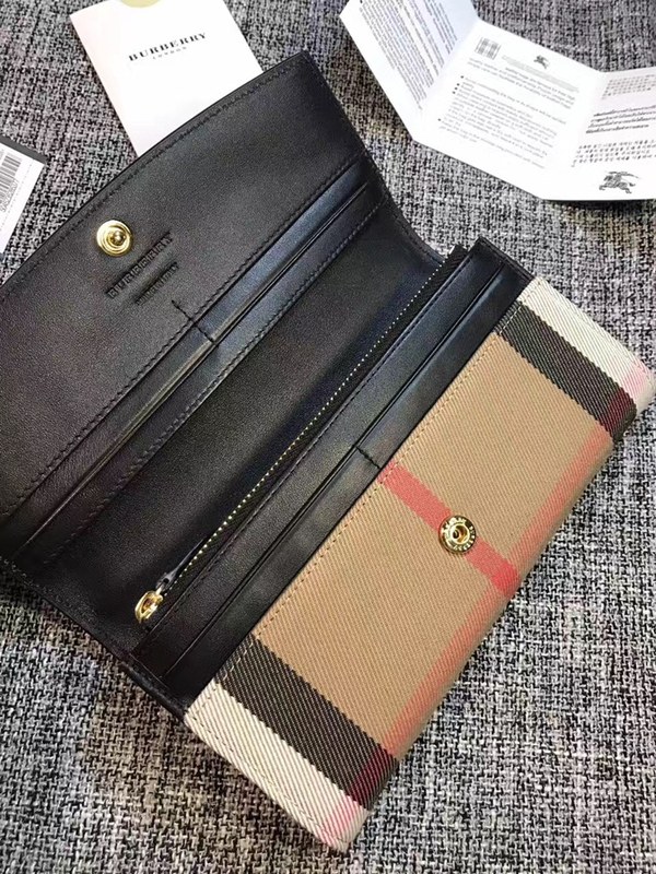 버버리 장지갑 소가죽