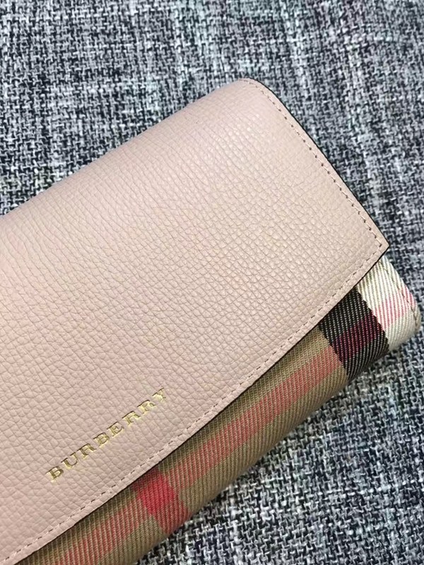 버버리 장지갑 3955506 소가죽