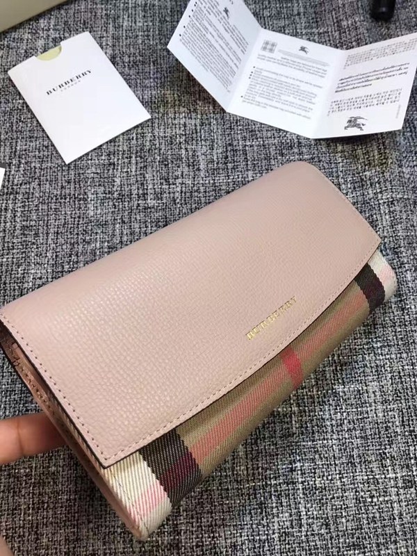 버버리 장지갑 3955506 소가죽