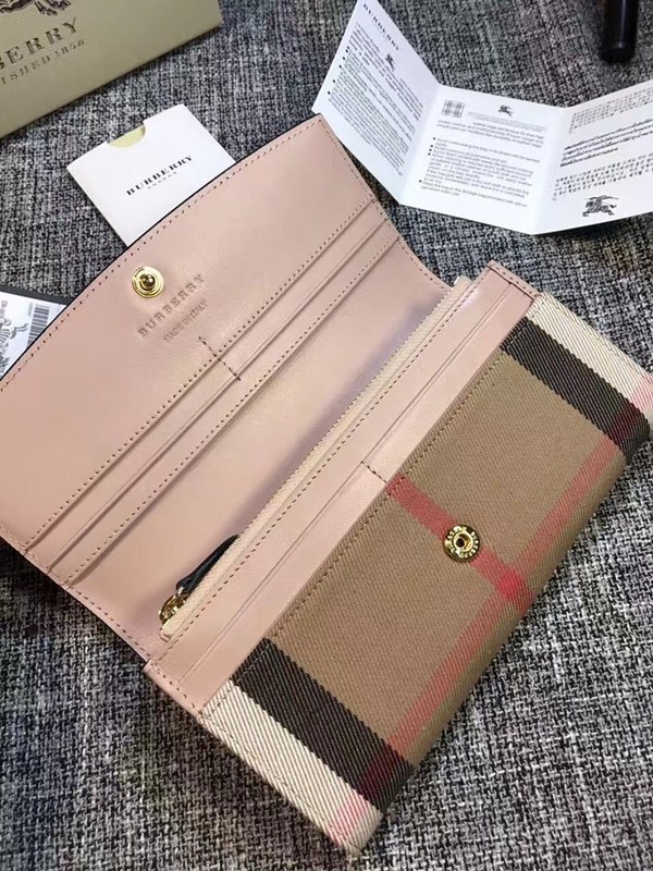 버버리 장지갑 3955506 소가죽