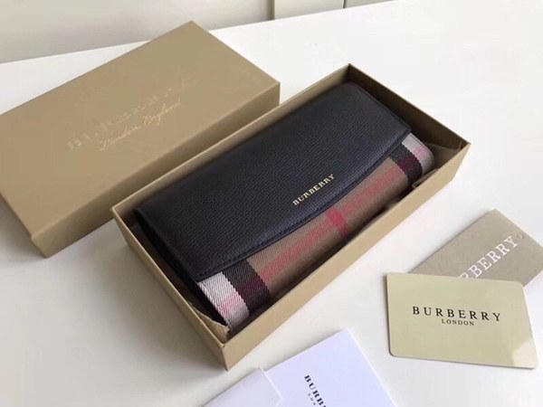 버버리 플랩 장지갑 블랙