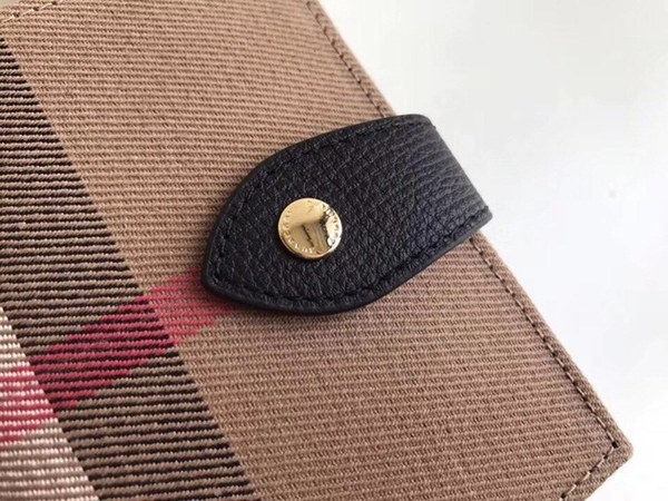 버버리 반지갑 004