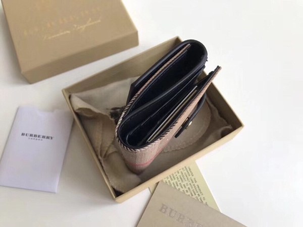 버버리 반지갑 004