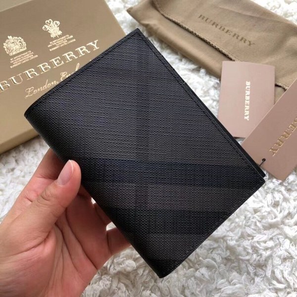 버버리 여권지갑 035
