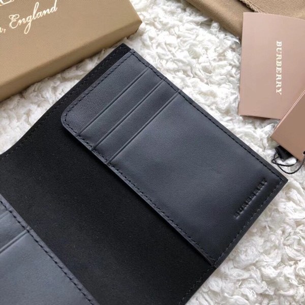 버버리 여권지갑 035