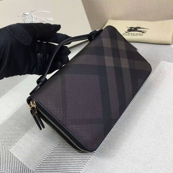 버버리 2단 지퍼장지갑 3998