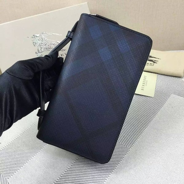 버버리 2단 지퍼장지갑 3998