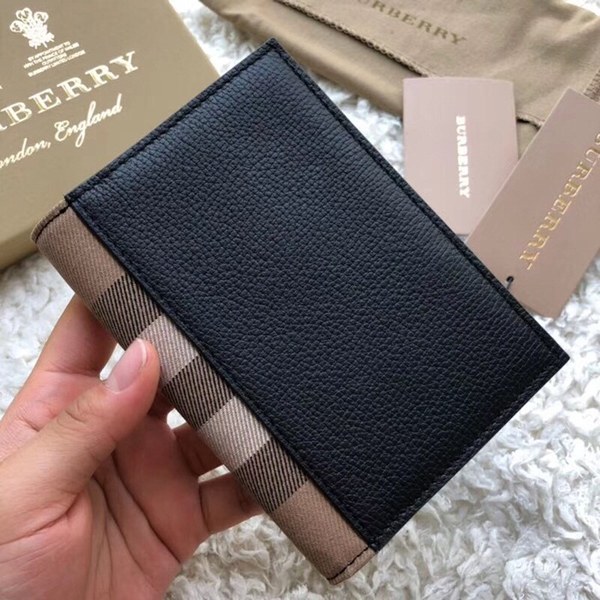 버버리 여권지갑 2컬러