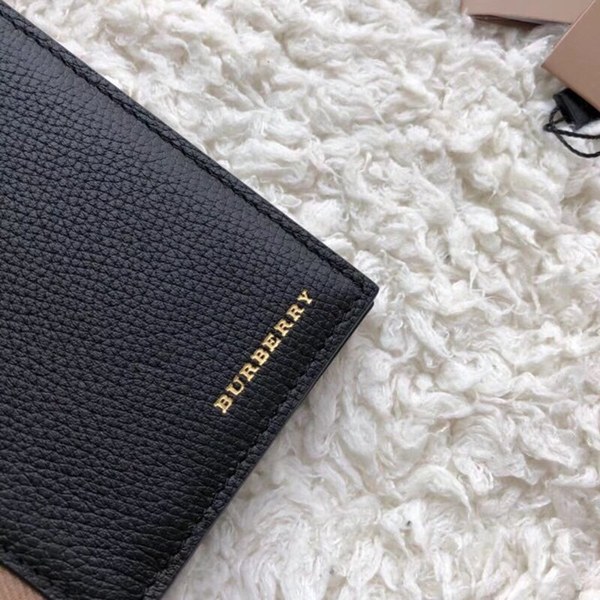버버리 여권지갑 2컬러