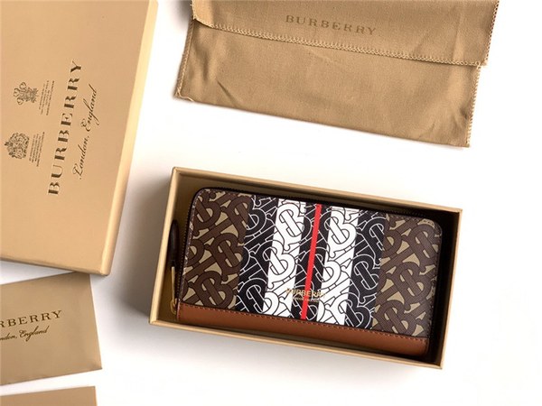버버리 TB 지퍼 장지갑 B5001 신상