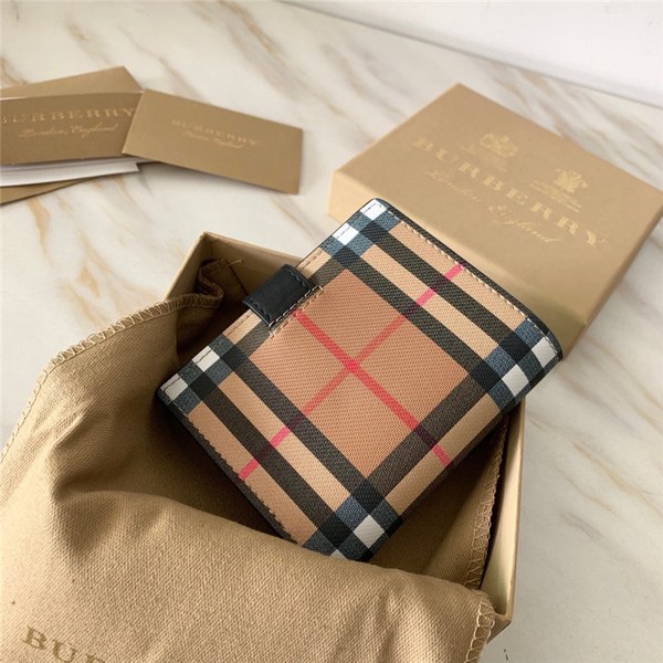 버버리 지갑  신상 B50140-1