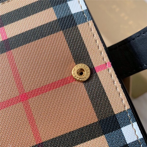 버버리 지갑  신상 B50140-1