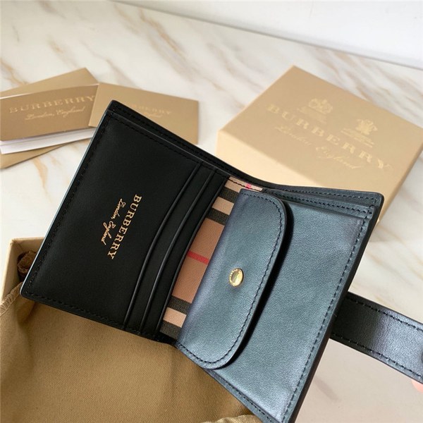 버버리 지갑  신상 B50140-1