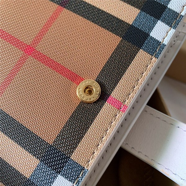 버버리 지갑  신상 B50140-1