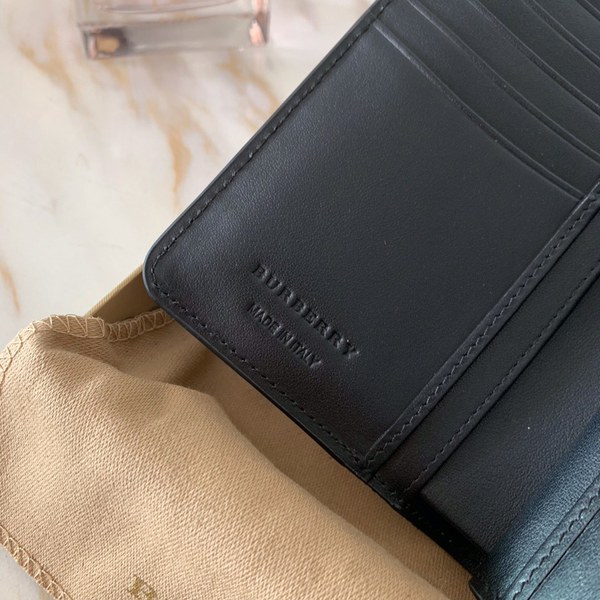 버버리 지갑 신상 B31005-4