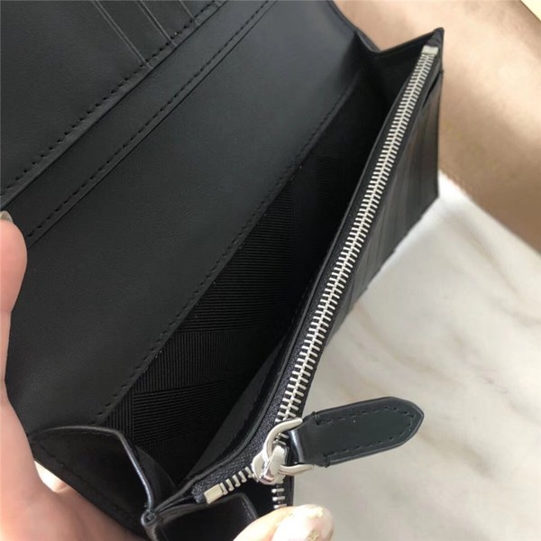 버버리 장지갑 신상 B3003