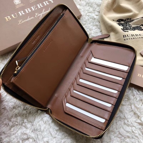 Burberry 버버리 지퍼 장지갑 036