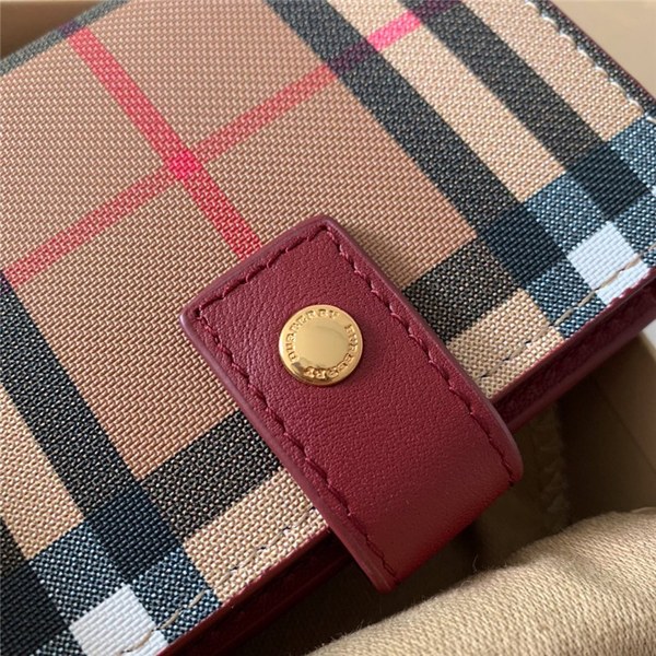 버버리 지갑  신상 B50140-1