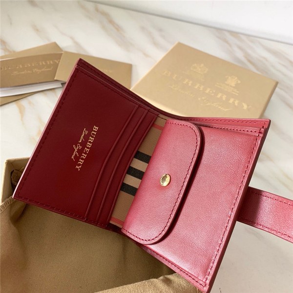 버버리 지갑  신상 B50140-1