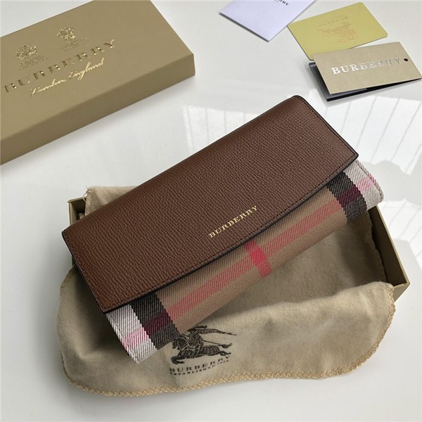 44위 Burberry 버버리 장지갑 B6060
