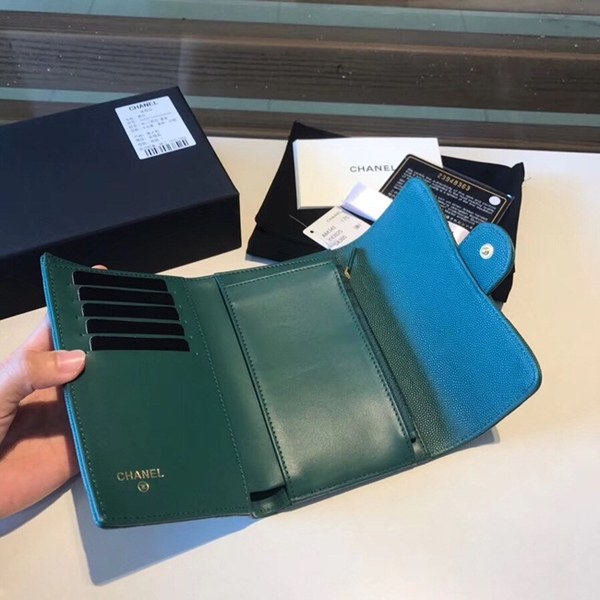 샤넬 중지갑 캐비어 그린 금장