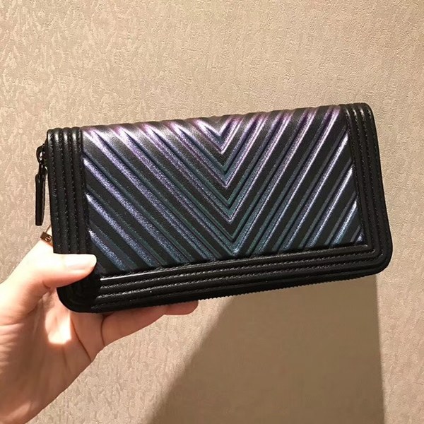 샤넬 보이 장지갑 블랙