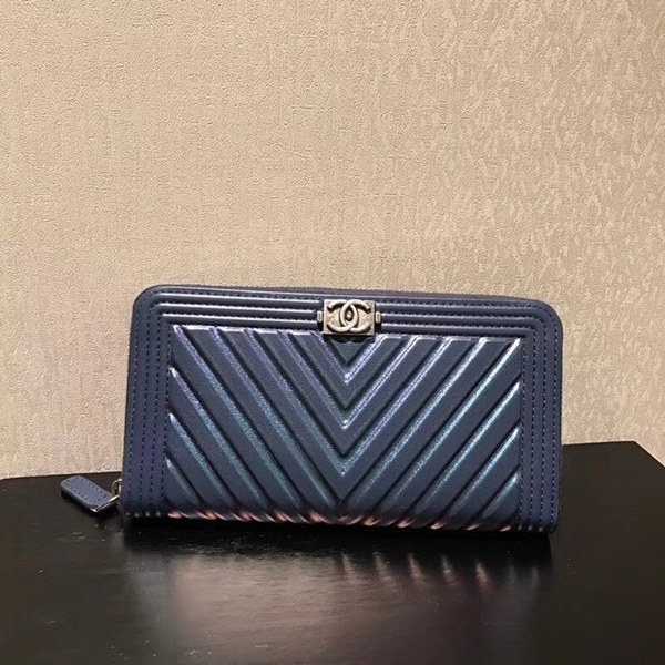 샤넬 보이 장지갑 블루
