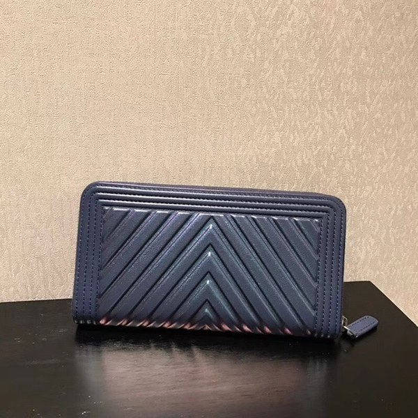 샤넬 보이 장지갑 블루