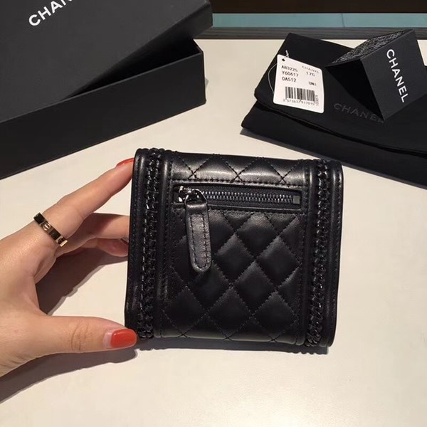 신상 샤넬 보이 체인반지갑