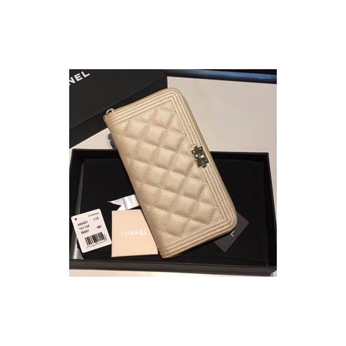 샤넬 보이 지퍼 장지갑