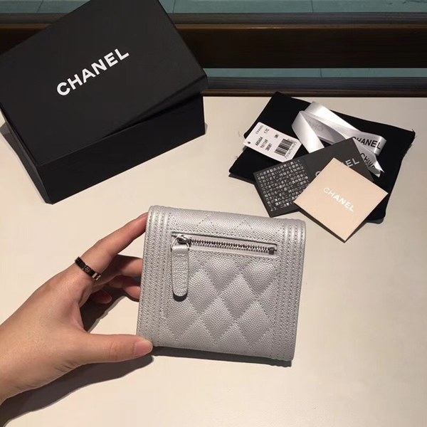 샤넬 보이 반지갑 실버