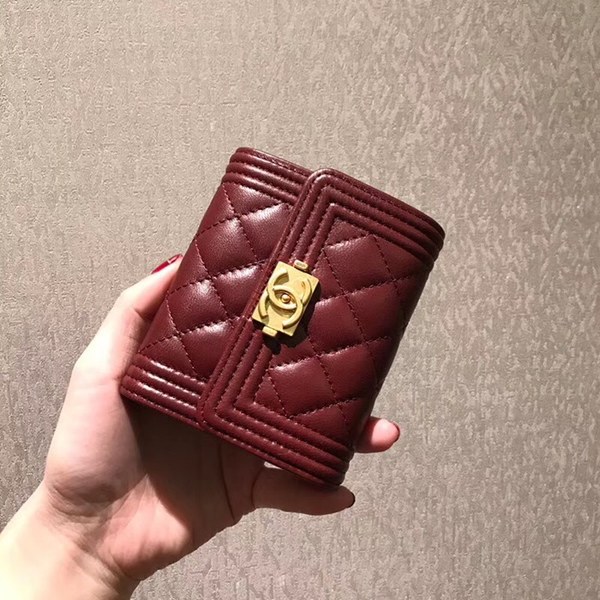 샤넬 보이 반지갑 램스킨 와인 금장