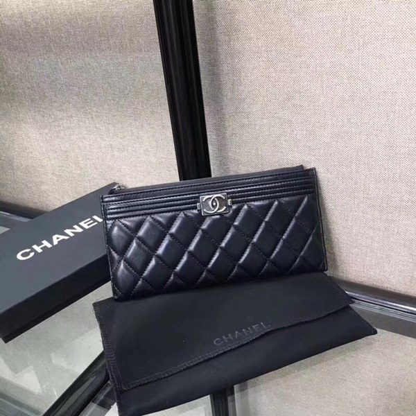 샤넬 램스킨 장지갑 84107