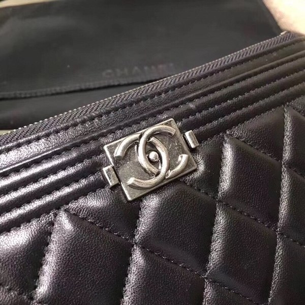 샤넬 램스킨 장지갑 84107