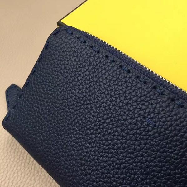 펜디 캐비어 지퍼장지갑 0210