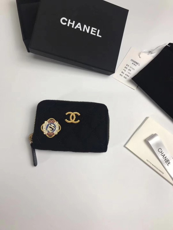 Chanel 2020 여성용 빈티지 참장식 지퍼 카드지갑