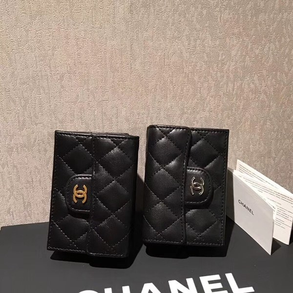 샤넬 램스킨 반지갑 c90