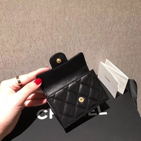 샤넬 램스킨 반지갑 c90