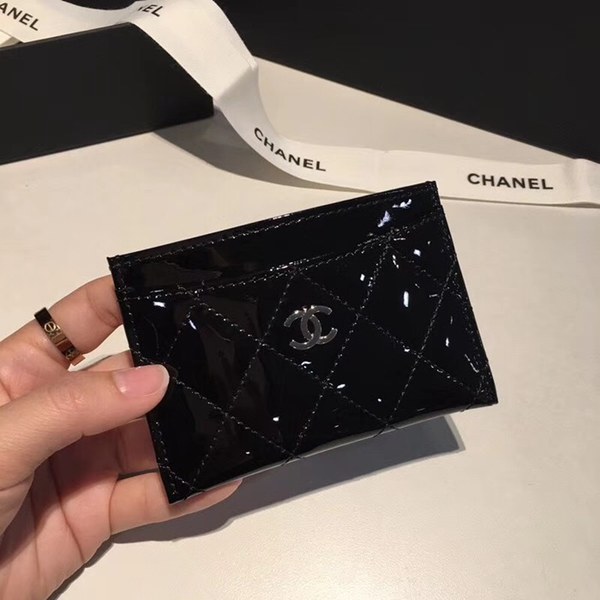 샤넬 카드지갑 유광 블랙