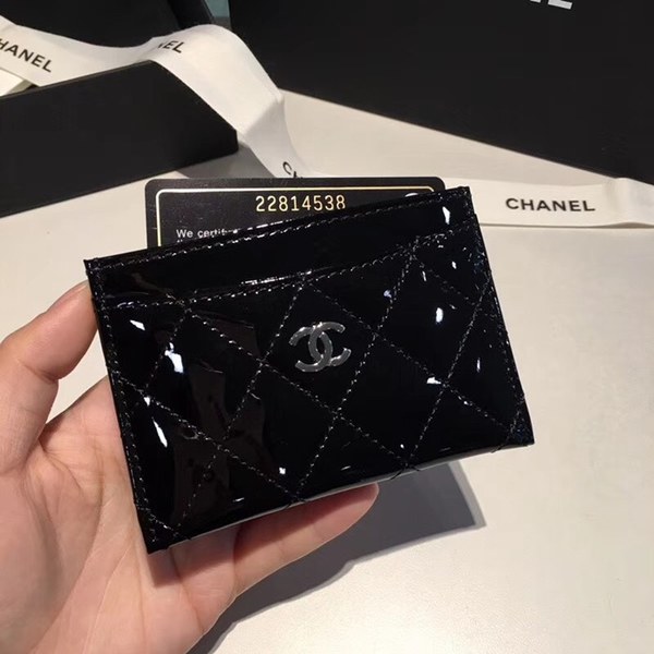 샤넬 카드지갑 유광 블랙