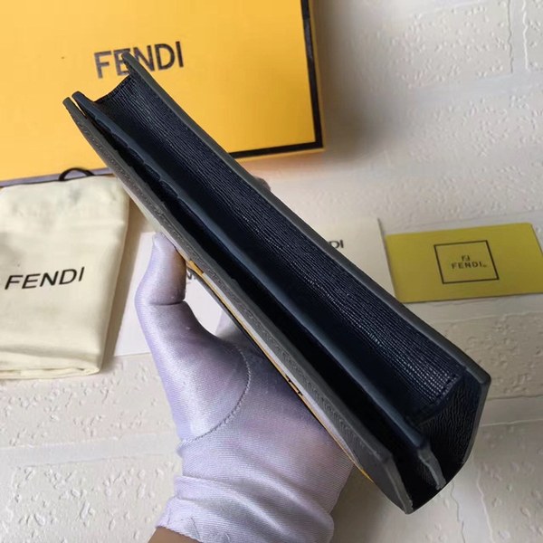 펜디 캐비어 장지갑 D55017