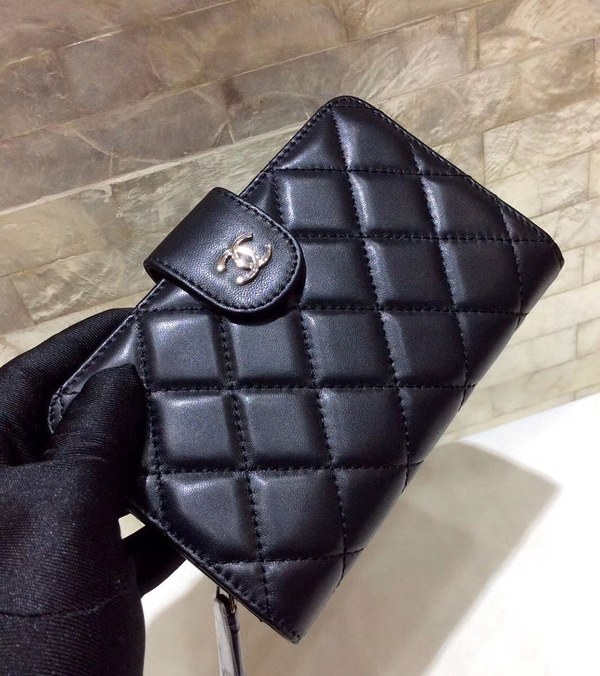 샤넬지갑 양가죽 은장 15CM AS32010