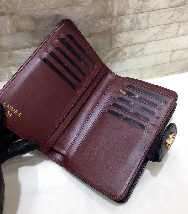 샤넬지갑 양가죽 금장 15CM AS32010