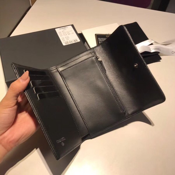 샤넬지갑 양가죽 은장 15CM AS87099