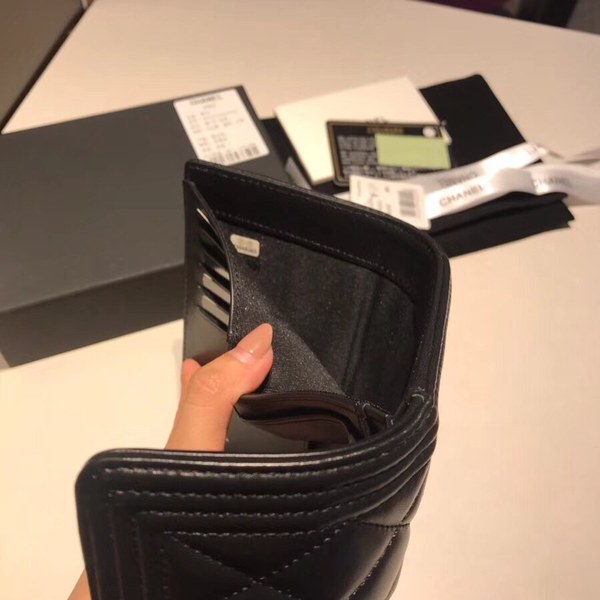 샤넬지갑 양가죽 은장 15CM AS87099