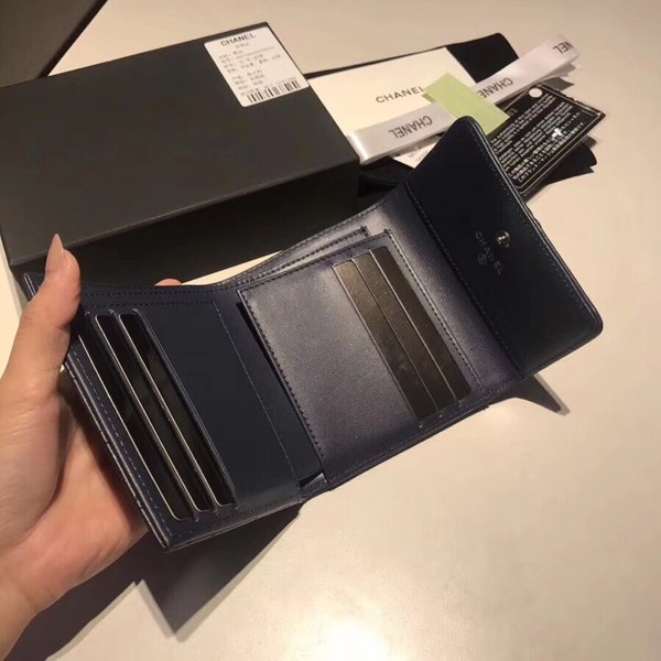 샤넬지갑 양가죽  은장 11CM AS87555