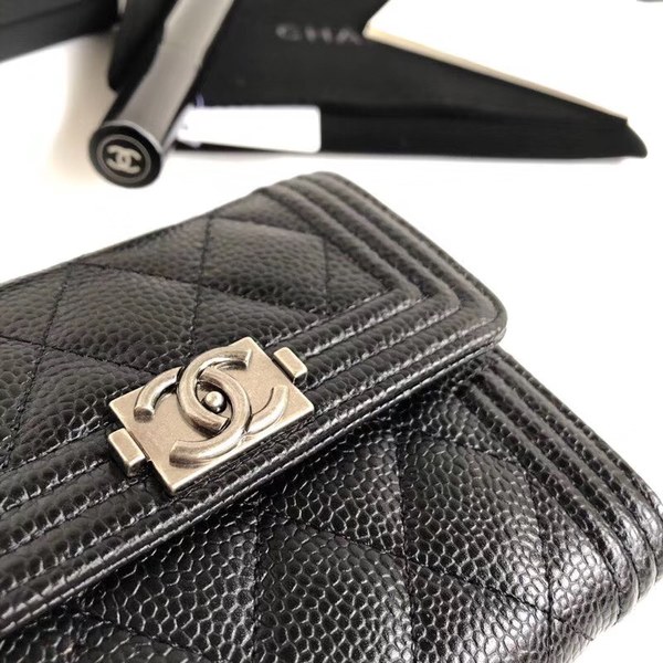 샤넬 LEBOY 지갑 케비어 은장 AS5041